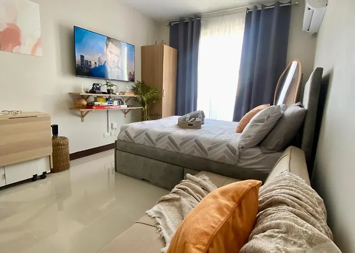 With Balcony Near Beaches In Mactan * Lapu-Lapu City